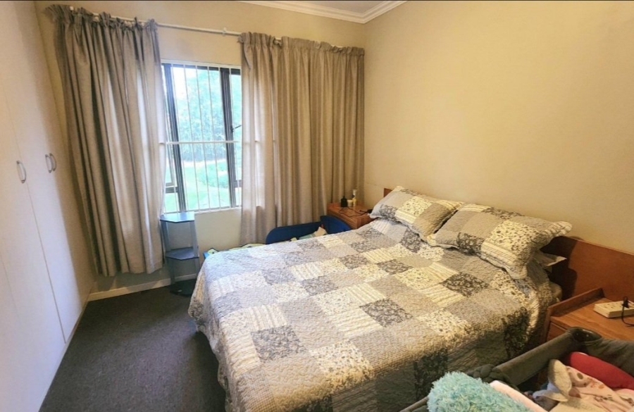 2 Bedroom Property for Sale in Langenhovenpark Free State